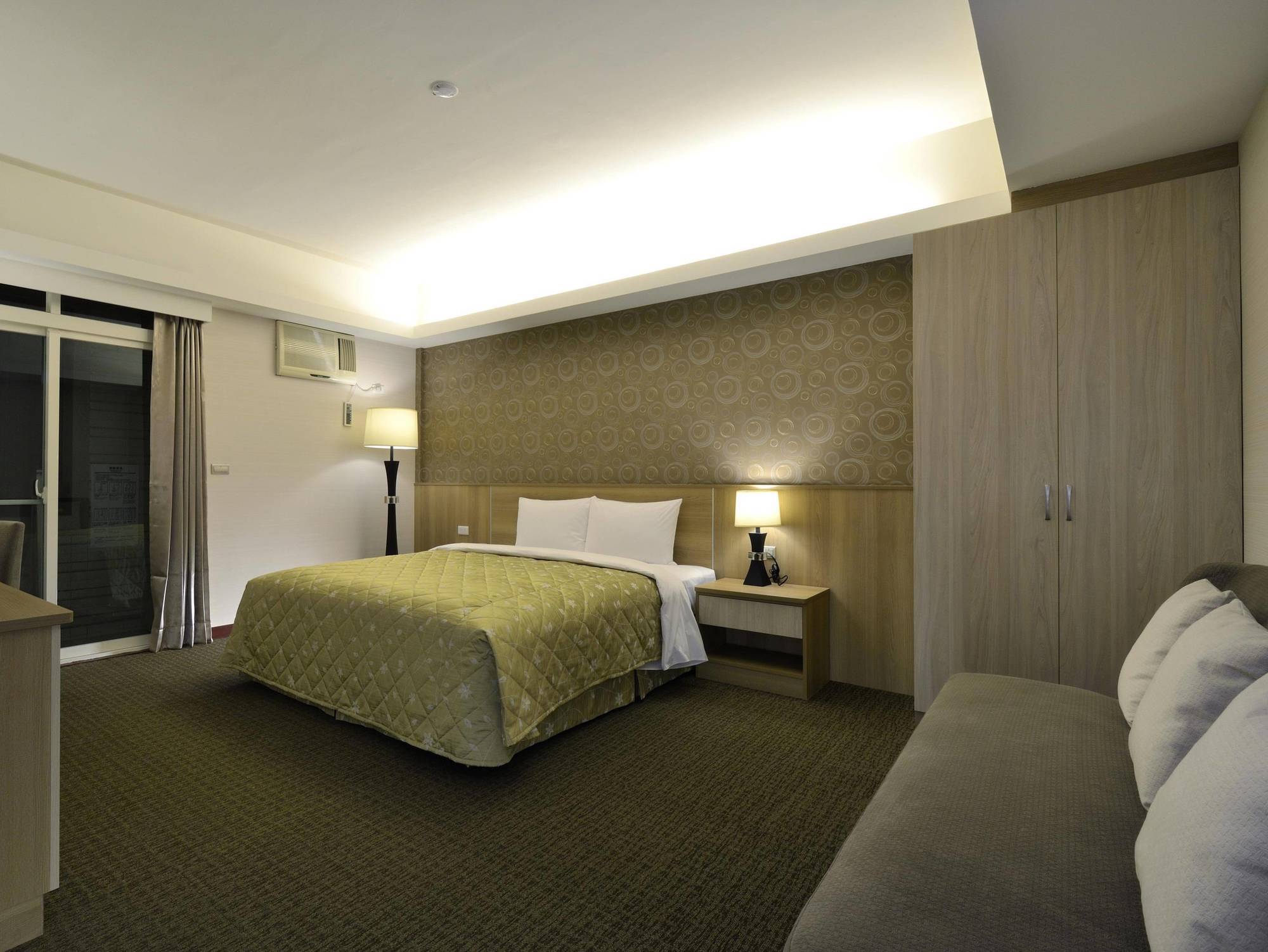 Hoya Resort Hotel Chiayi Buitenkant foto